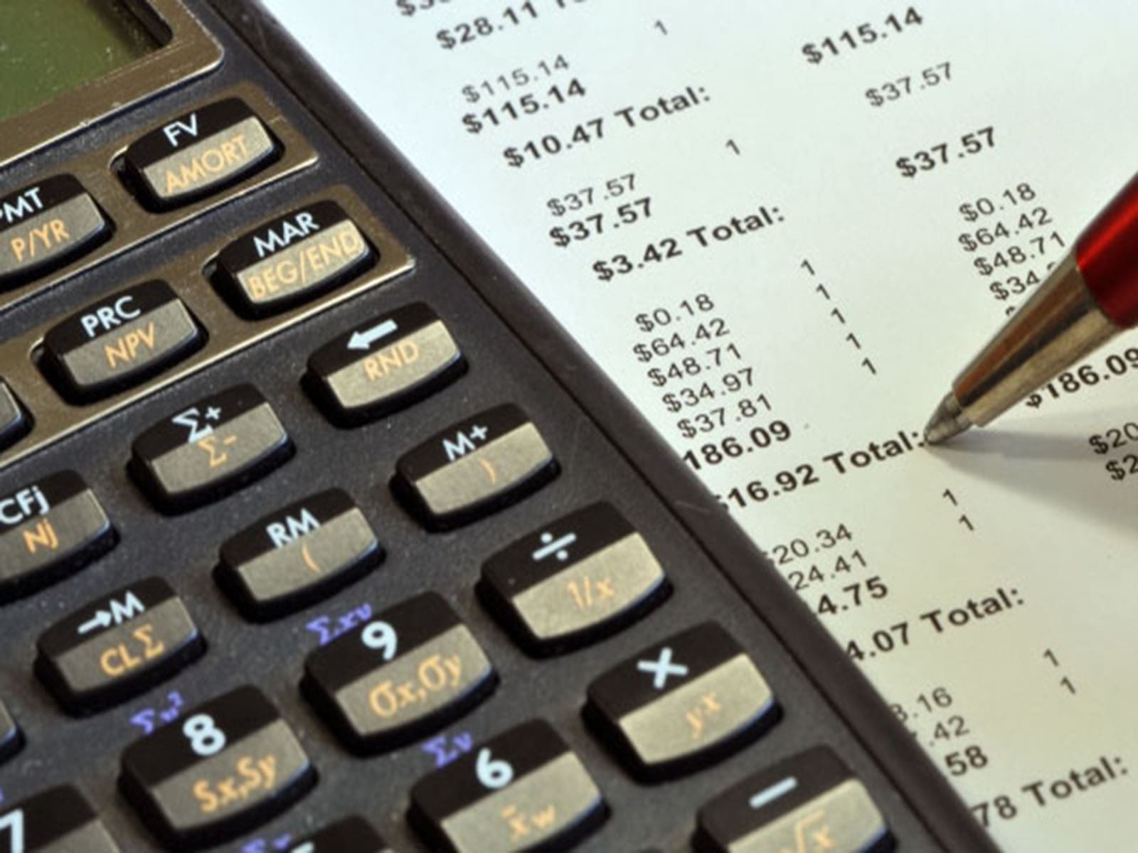 Long Term Benefits of Outsourcing Your Bookkeeping Services